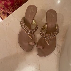 Low heel fun shoe w beads